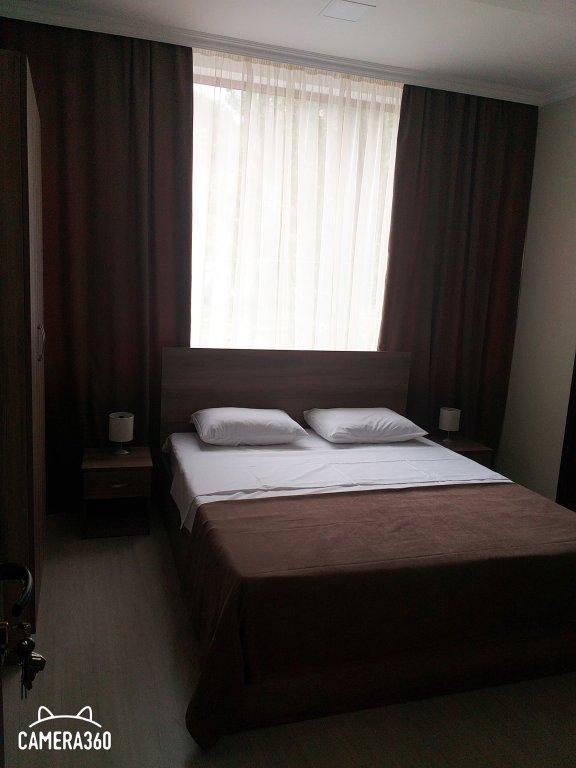 יירבאן Merien Hotel מראה חיצוני תמונה